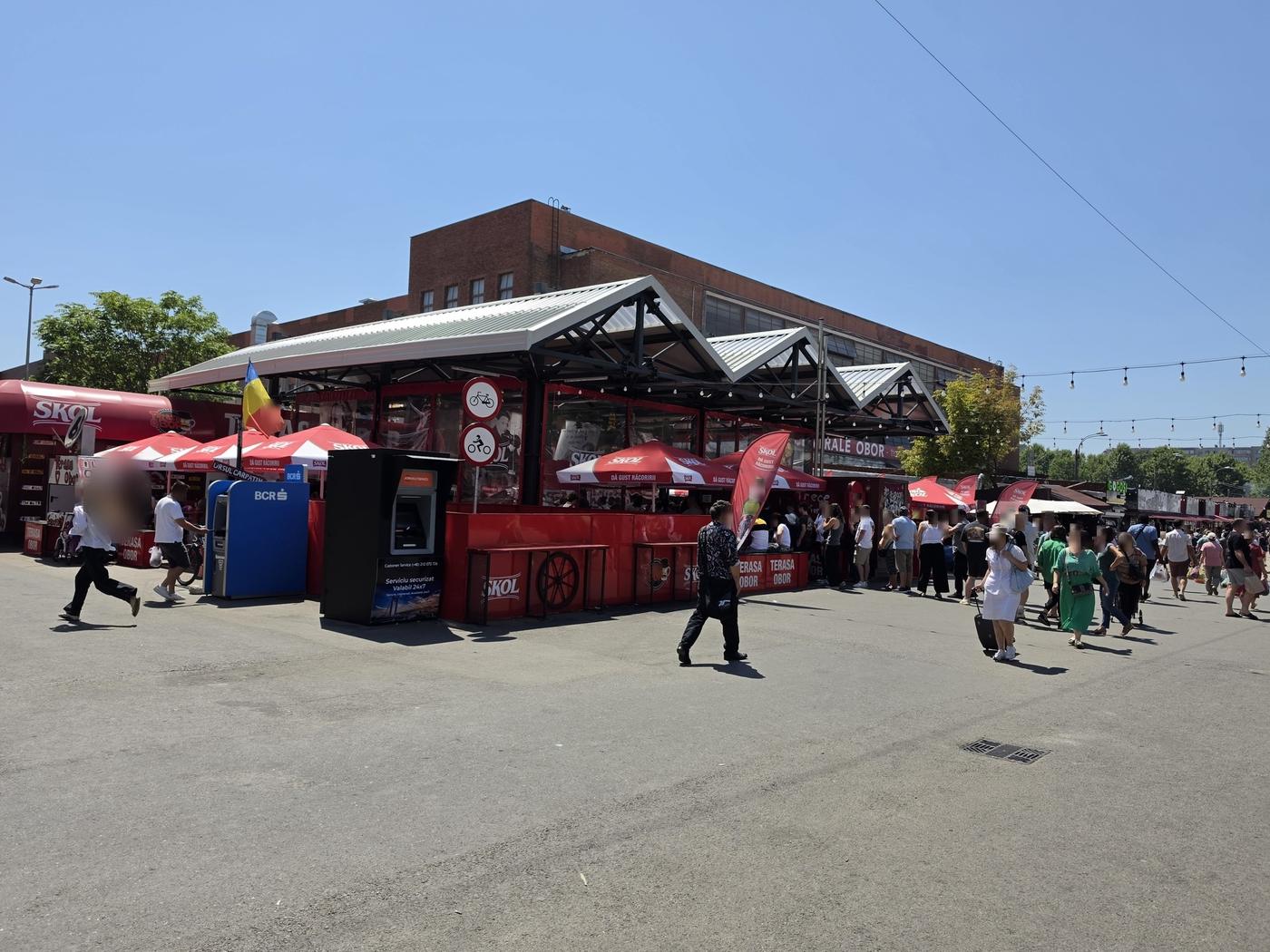 Terasa Obor, the famous mici terrace outside Obor Market in Bucharest